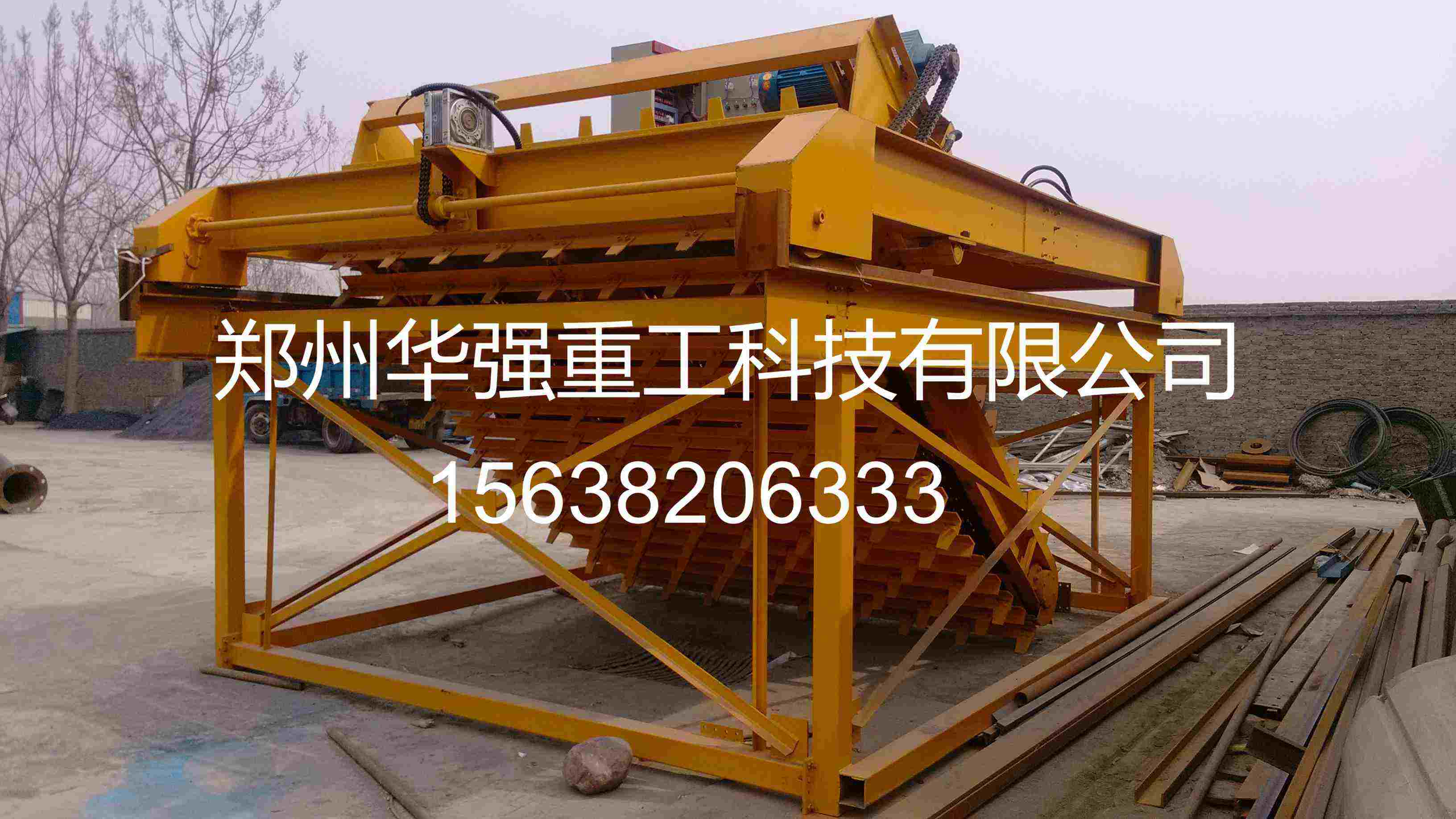 链板翻堆机增效翻抛优势，链板传动稳定，赋能有机肥规模化发酵